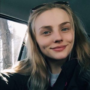 Meet your Posher, Mikenzie